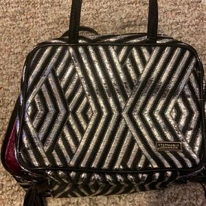 Stephanie Johnson traveler bag